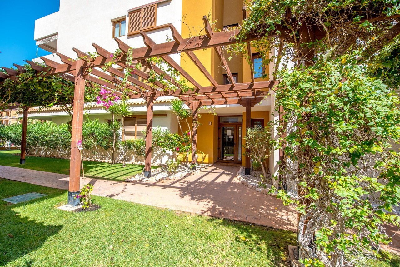 Apartamento en Punta Prima, Alicante, España 2 dormitorios, 84 m2 No. 180197