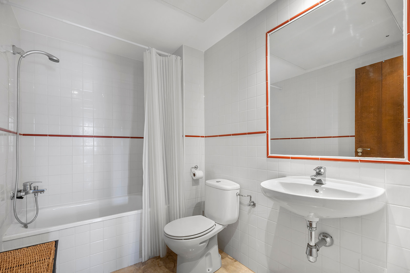 Apartamento en Punta Prima, Alicante, España 2 dormitorios, 84 m2 No. 180197