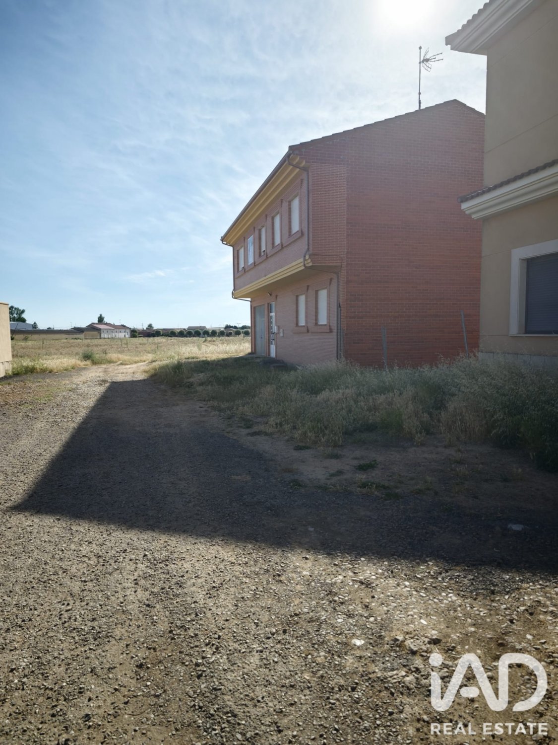 Parcela en Valderas, León, España 3762 m2 No. 188015
