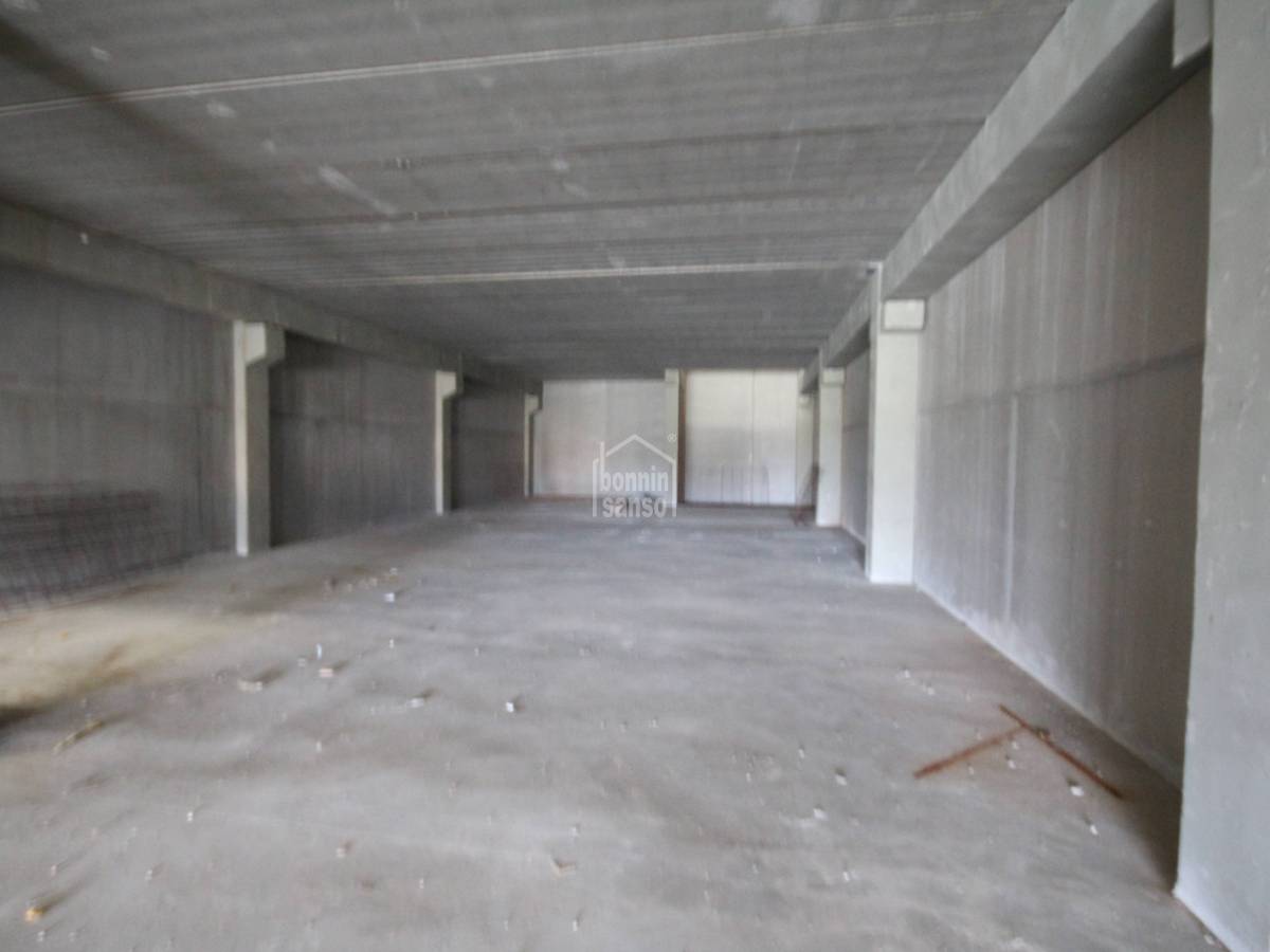 Commercial property in Mahon, Menorca, Spain 1450 sq.m. No. 69468