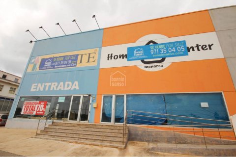 Gewerbeimmobilien in Mahon, Menorca, Spanien 1450 m2 Nr. 69468