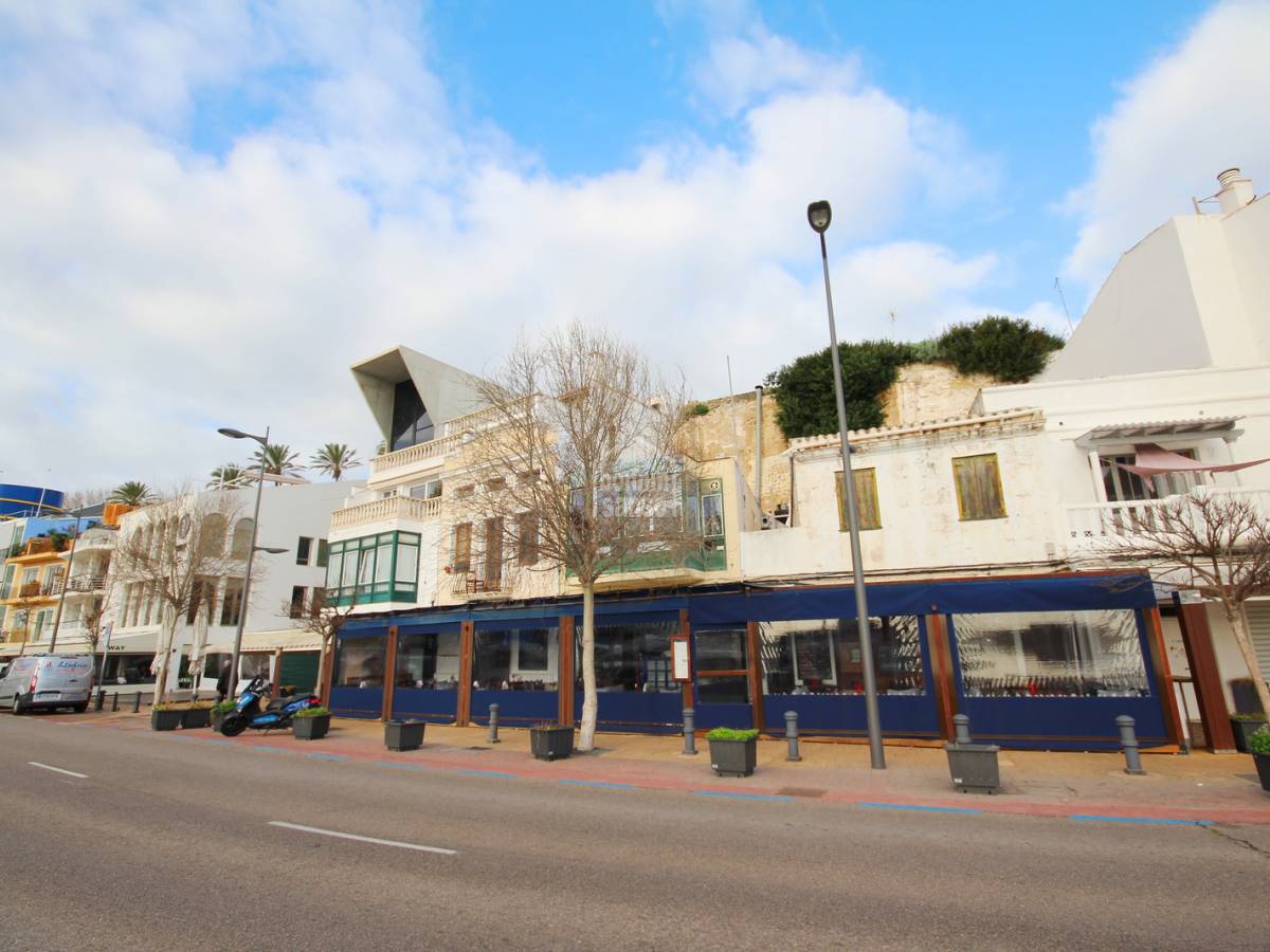 Cafe / restaurant in Mahon, Menorca, Spain 195 sq.m. No. 69465