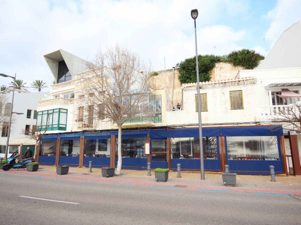 Cafe / restaurant in Mahon, Menorca, Spain 195 sq.m. No. 69465