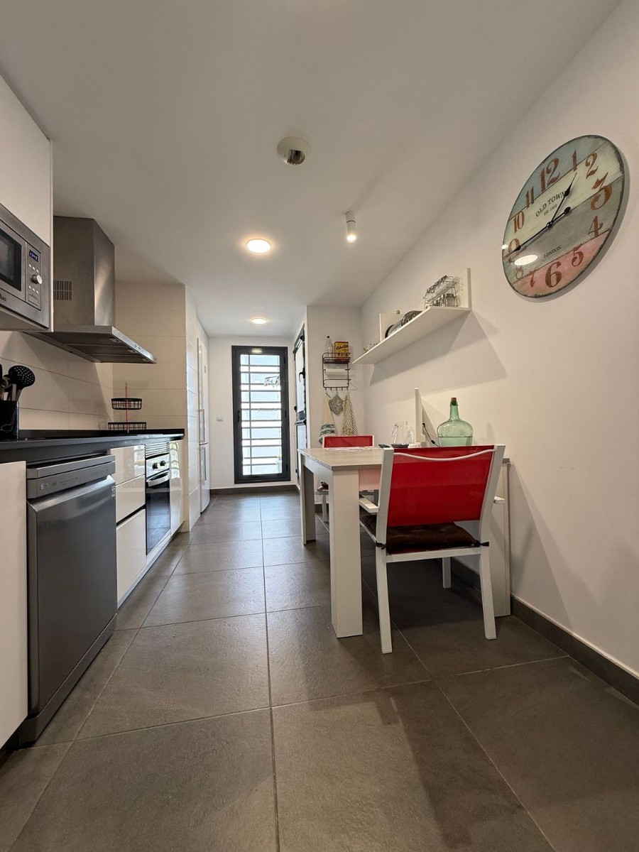 Lägenhet i San Juan, Alicante, Spanien 3 sovrum, 130 kvm. Nr. 142978