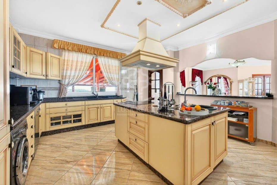 Вилла в Адехе, Тенерифе, Испания 14 спален, 854м2 №164586