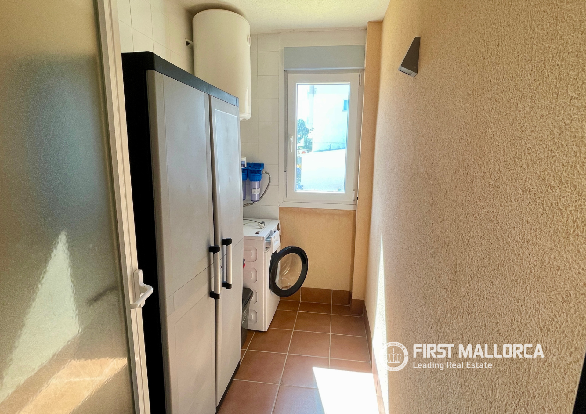 Apartamento en Cala Llombards, Mallorca, España 2 dormitorios, 82 m2 No. 164591