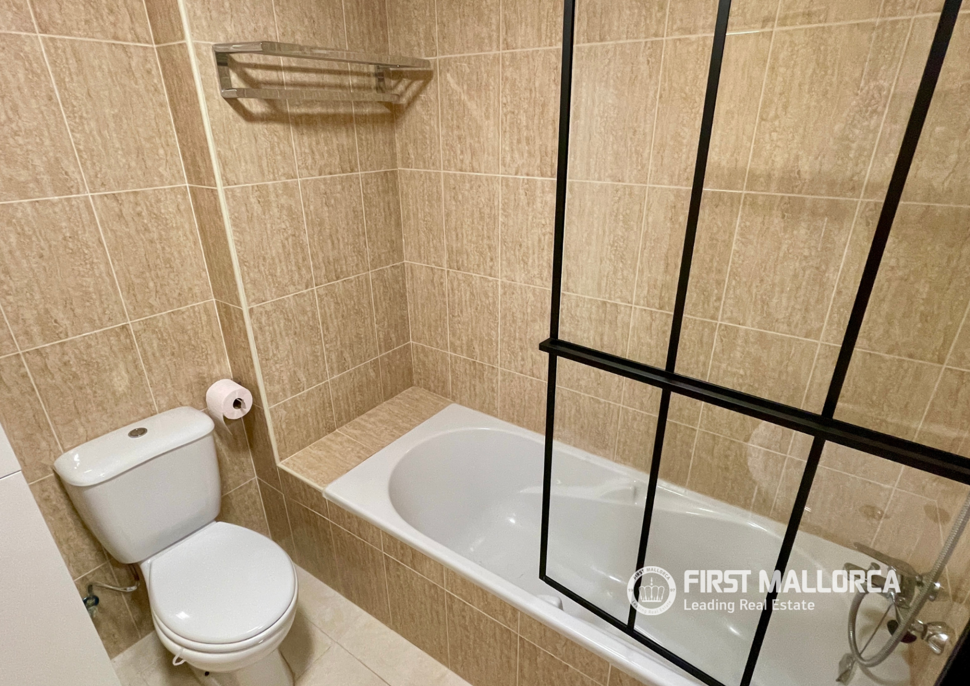 Apartamento en Cala Llombards, Mallorca, España 2 dormitorios, 82 m2 No. 164591