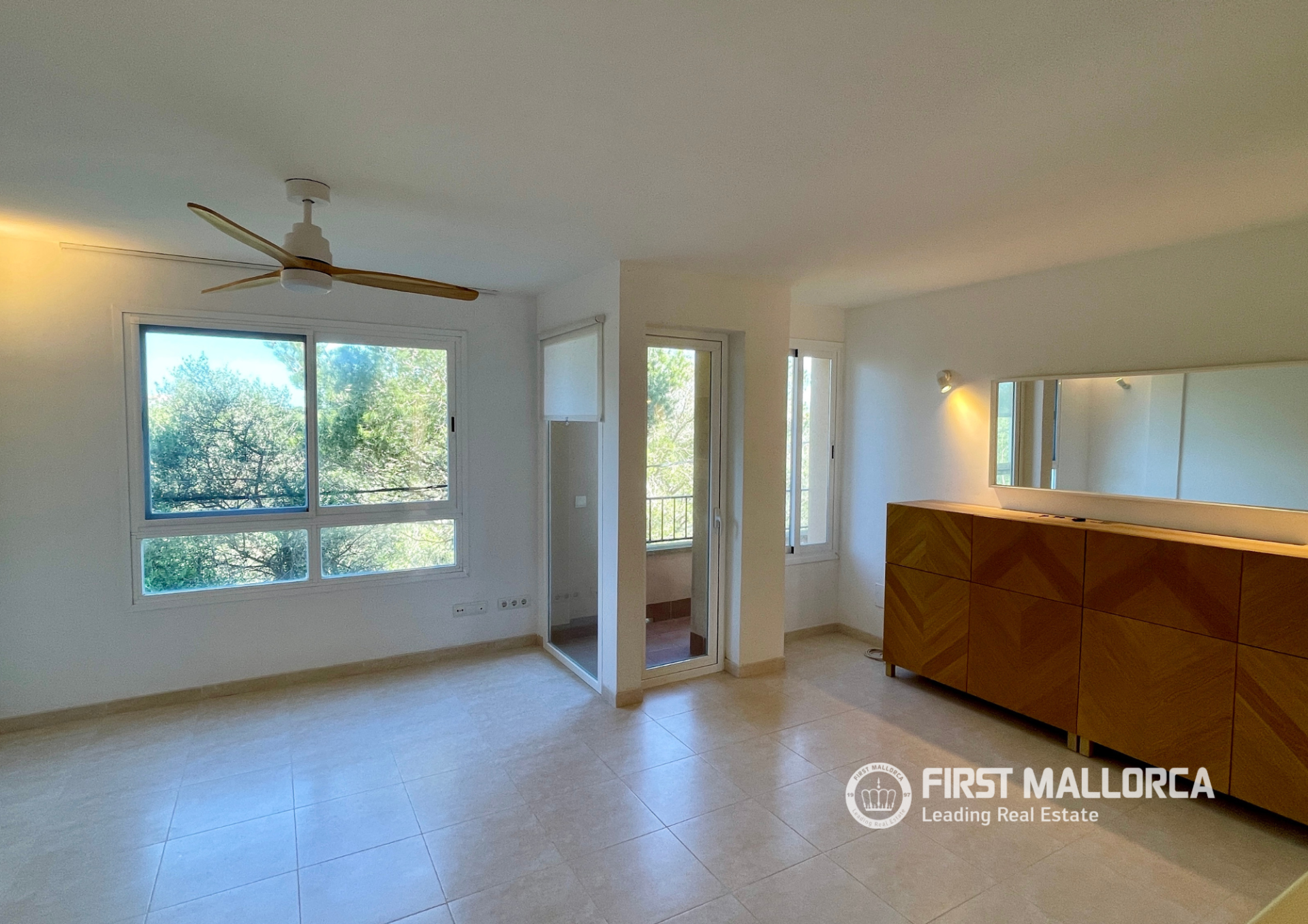 Apartamento en Cala Llombards, Mallorca, España 2 dormitorios, 82 m2 No. 164591