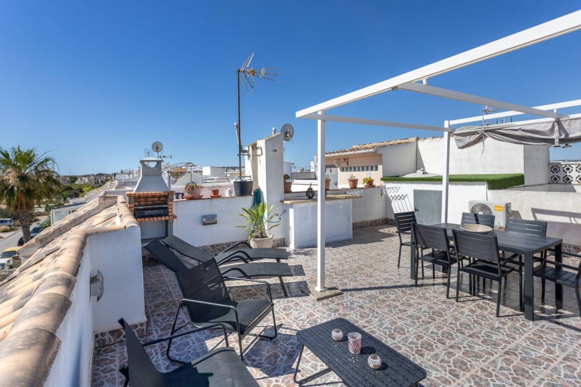 Dzīvoklis Torrevieja, Alicante, Spānijā 3 istabas, 110 m2 Nr. 196998