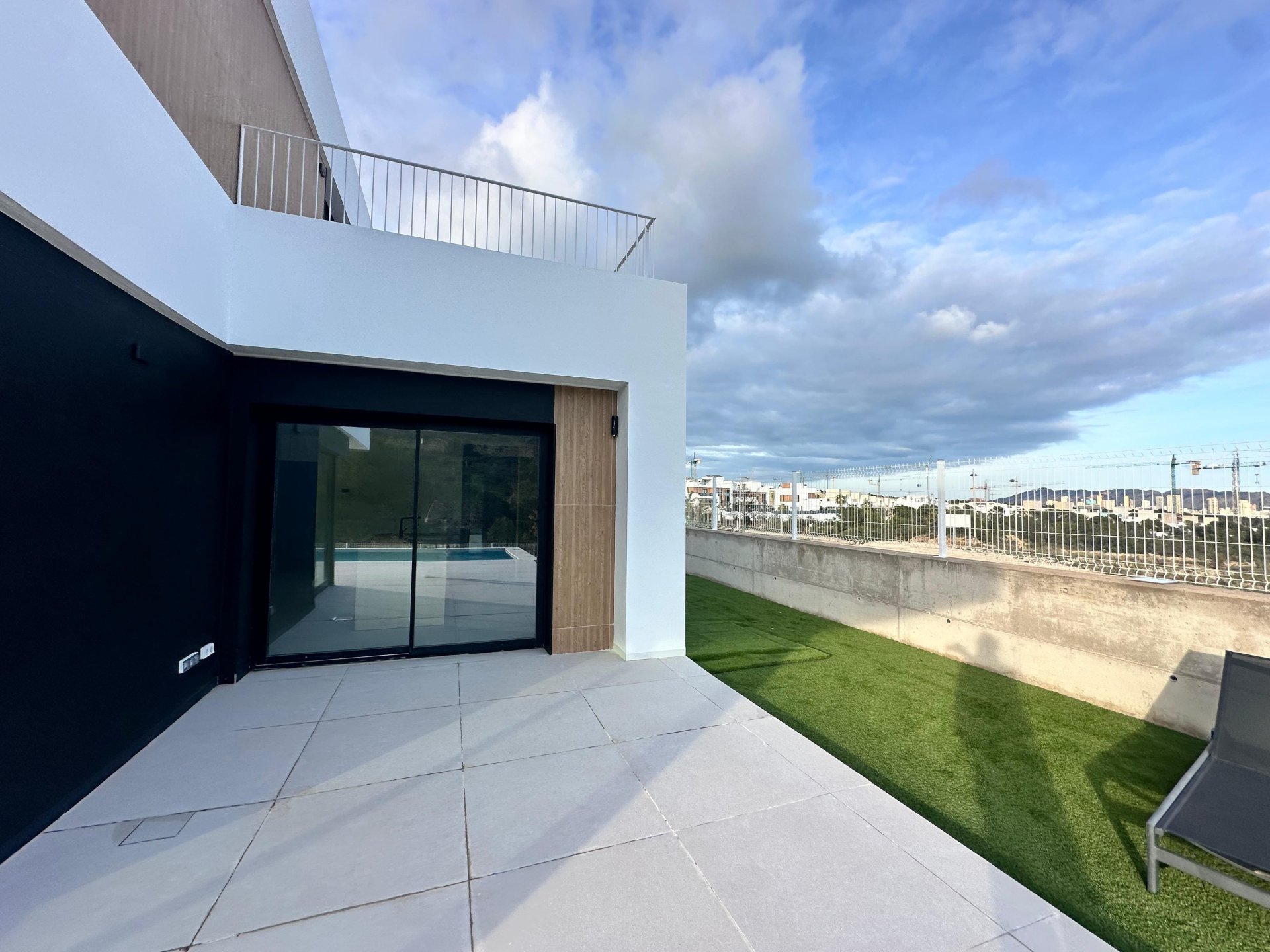 Villa i Benidorm, Alicante, Spanien 4 sovrum, 322 kvm. Nr. 194749