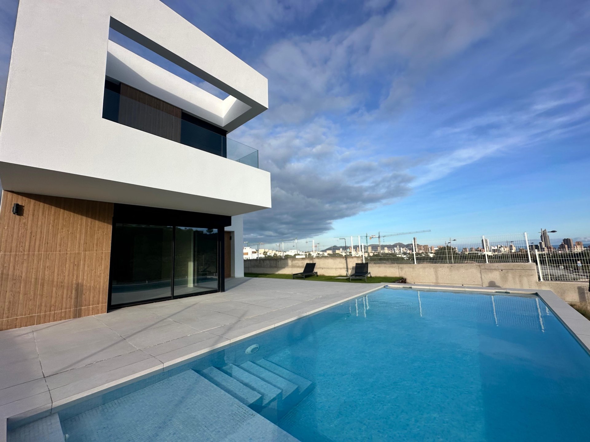Villa i Benidorm, Alicante, Spanien 4 sovrum, 322 kvm. Nr. 194749