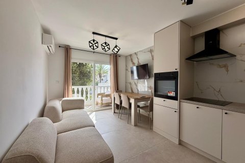 Penthouse in Torrevieja, Alicante, Spain 1 bedroom, 41 sq.m. No. 195630