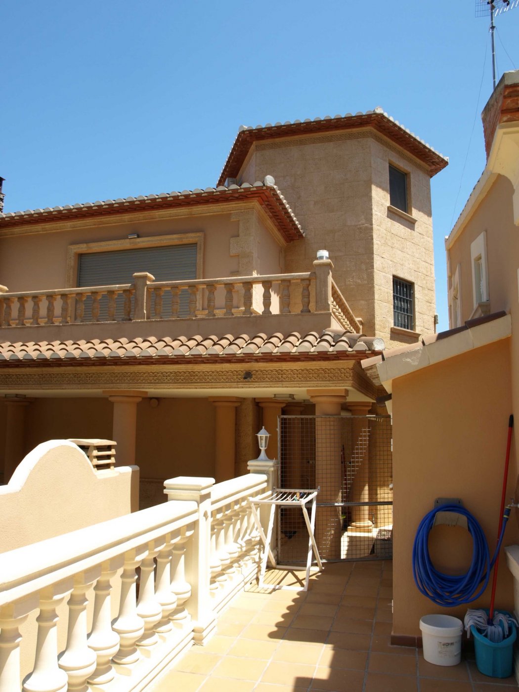Villa a Denia, Alicante, Spagna 11 camere da letto, 700 mq. N° 165032
