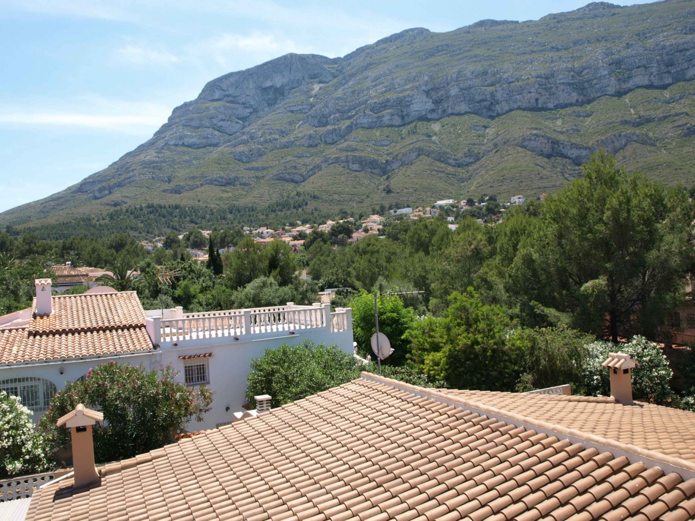 Villa a Denia, Alicante, Spagna 11 camere da letto, 700 mq. N° 165032