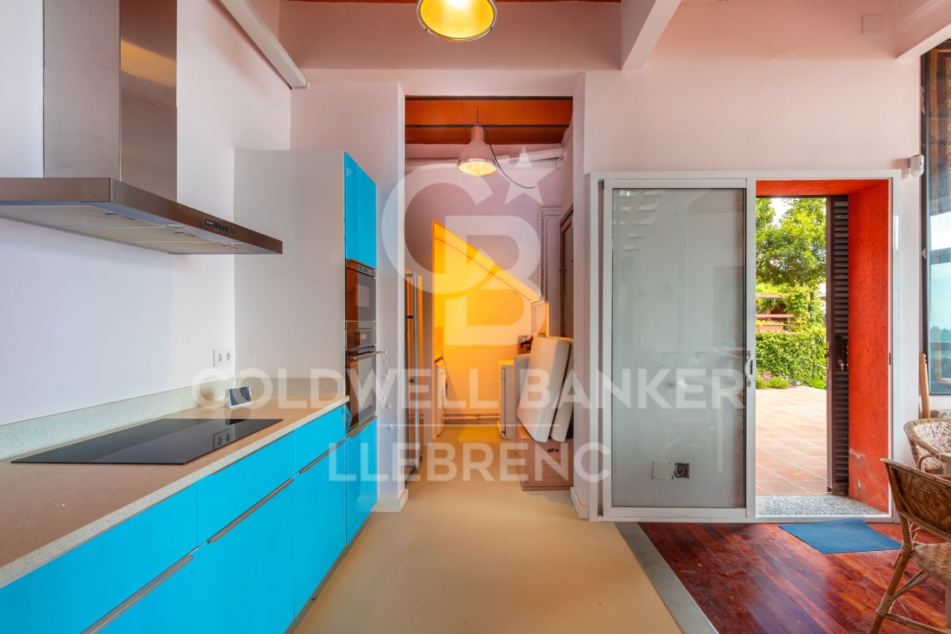 House à Barcelona, Espagne 4 chambres, 210 m2 No. 158635