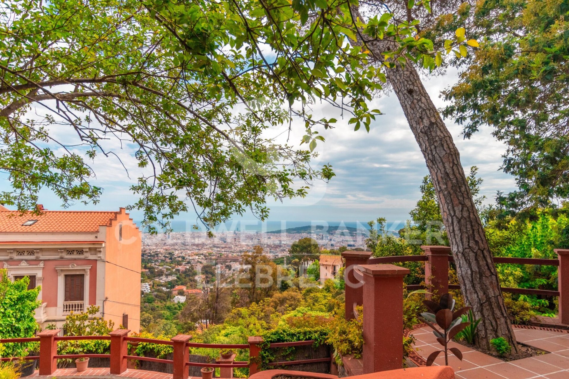 House à Barcelona, Espagne 4 chambres, 210 m2 No. 158635