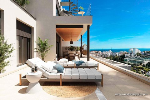 Apartment à Estepona, Malaga, Espagne 2 chambres, 130 m2 No. 132916