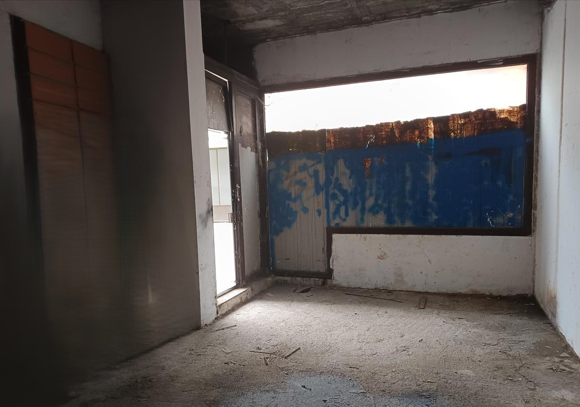Tienda al por menor en Vilafranca Del Penedes, Barcelona, España 96 m2 No. 191581