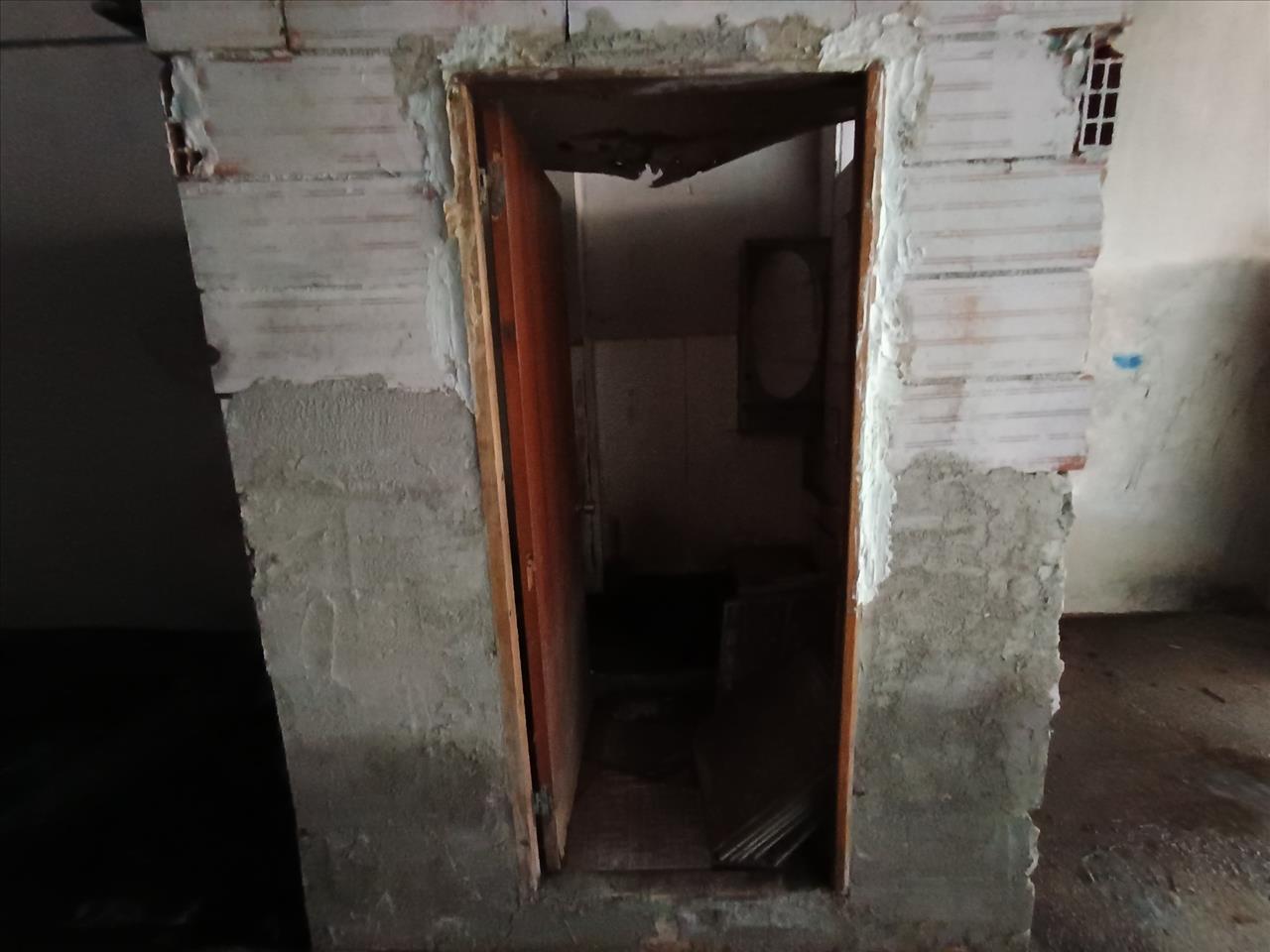 Tienda al por menor en Vilafranca Del Penedes, Barcelona, España 96 m2 No. 191581