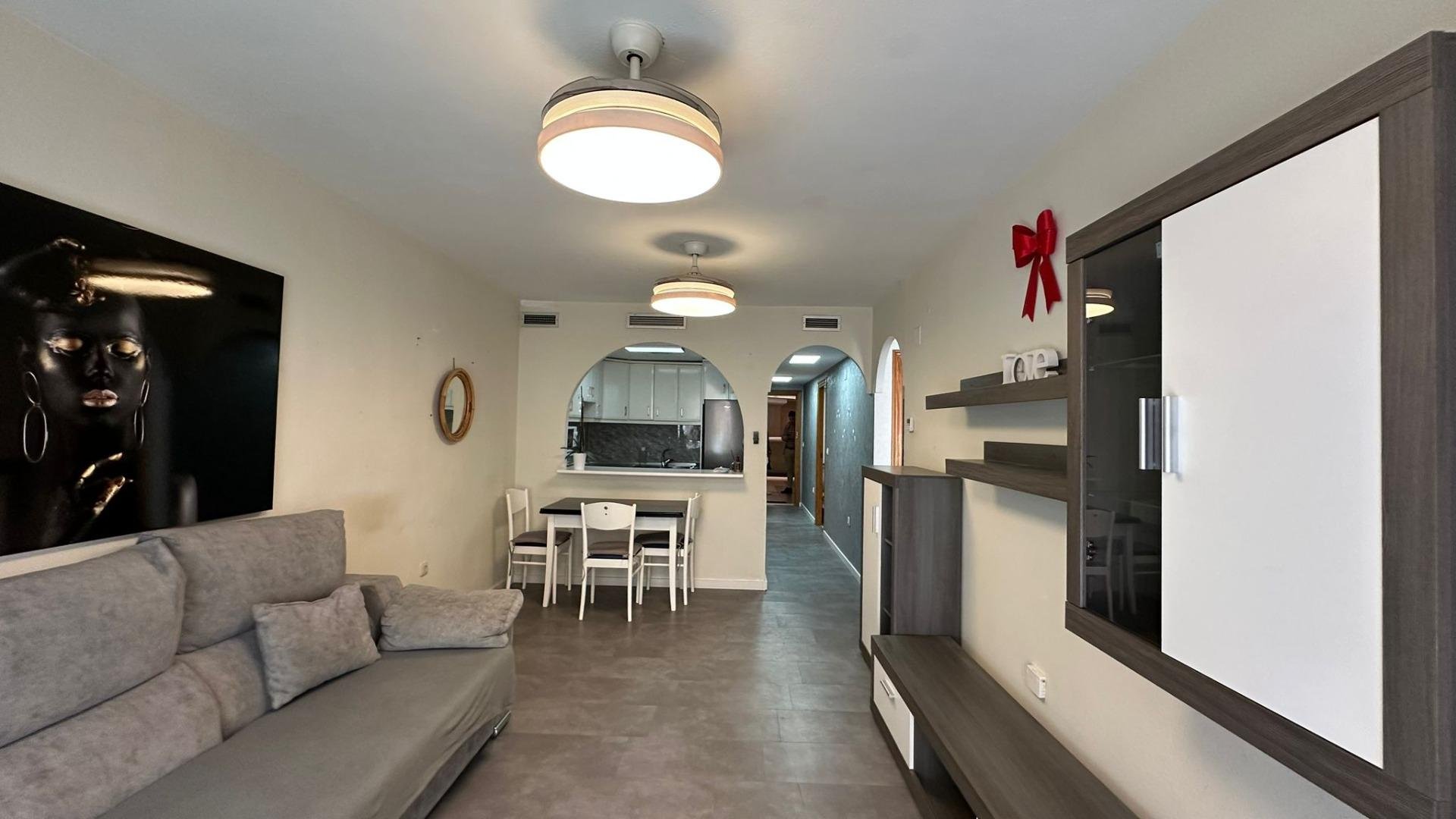 Apartment à Torrevieja, Alicante, Espagne 3 chambres, 104 m2 No. 182939