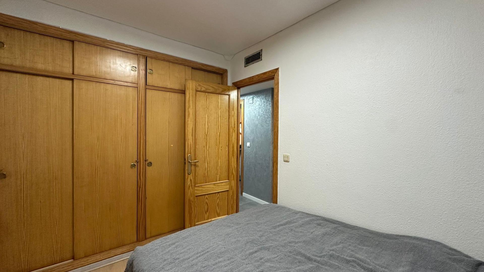 Apartment à Torrevieja, Alicante, Espagne 3 chambres, 104 m2 No. 182939