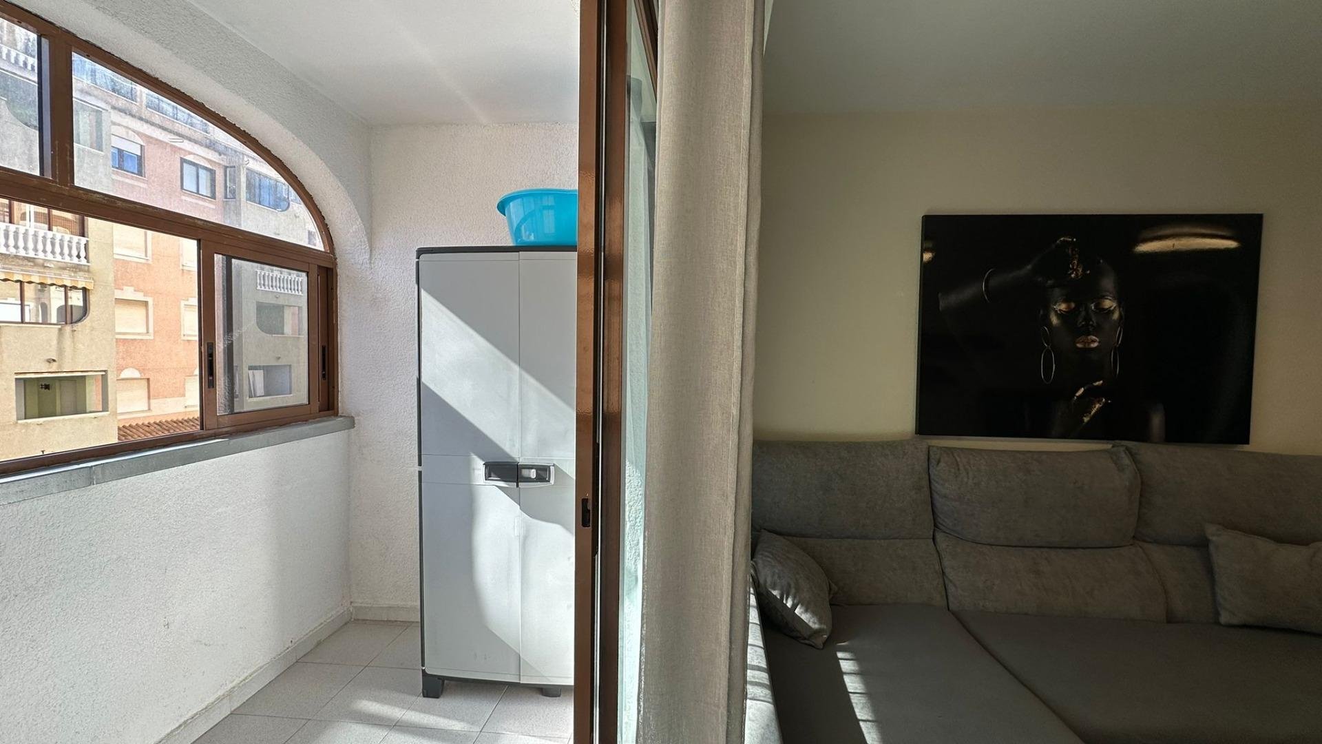 Apartment à Torrevieja, Alicante, Espagne 3 chambres, 104 m2 No. 182939