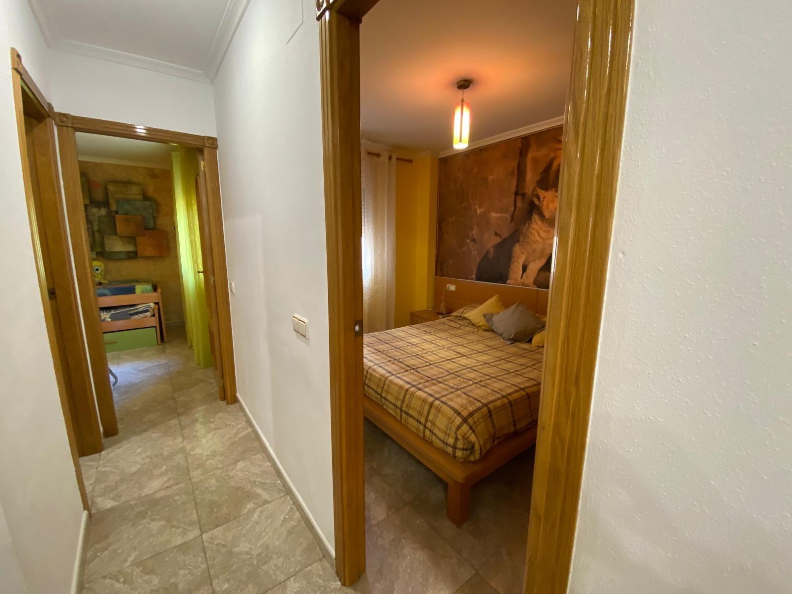 Apartment à Torrevieja, Alicante, Espagne 2 chambres, 76 m2 No. 182903