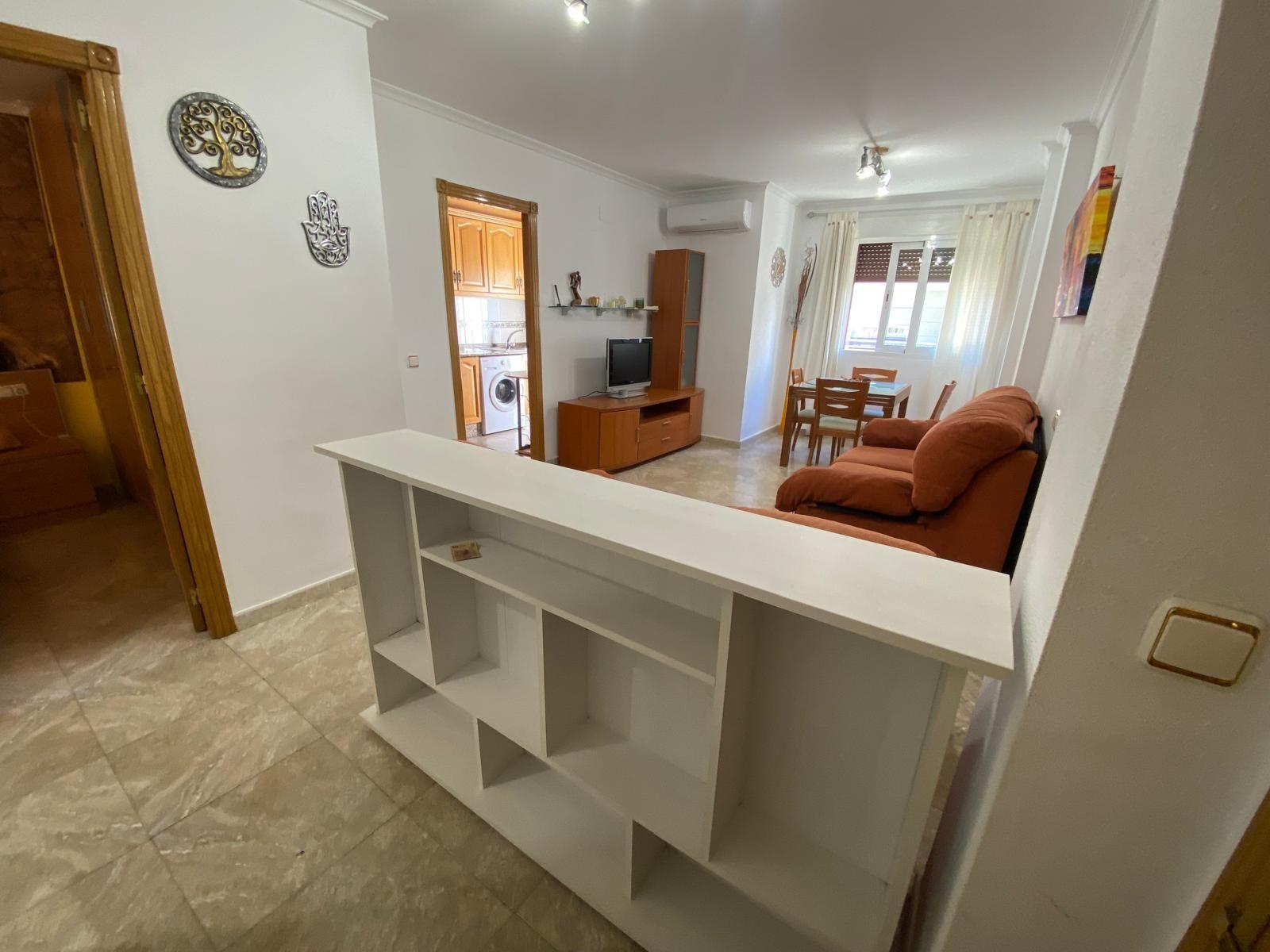 Apartment à Torrevieja, Alicante, Espagne 2 chambres, 76 m2 No. 182903