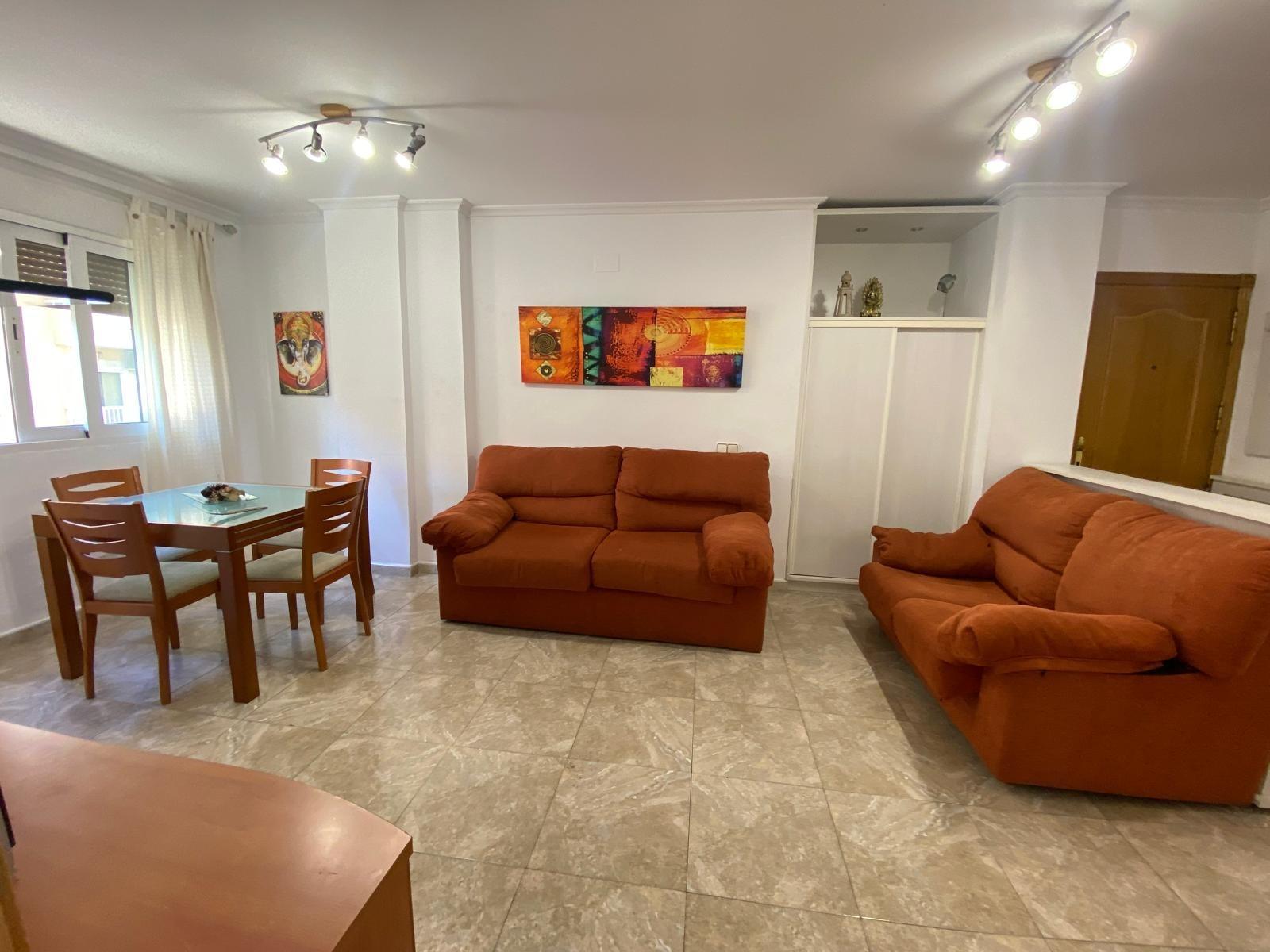 Apartment à Torrevieja, Alicante, Espagne 2 chambres, 76 m2 No. 182903