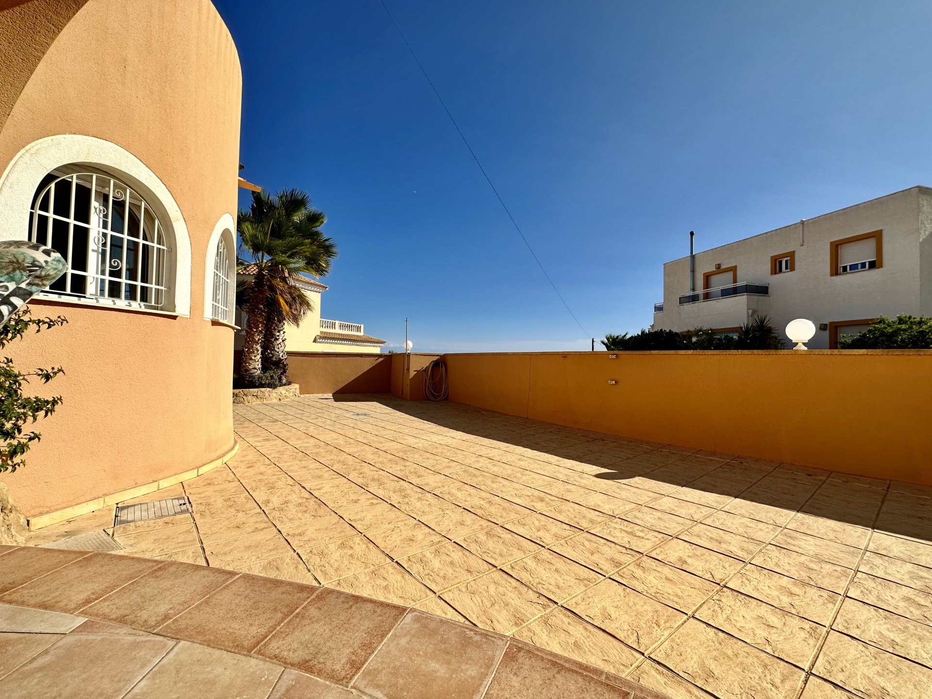 Huvila Villajoyosa, Alicante, Espanja 3 makuuhuonetta, 224 m2 No. 192515