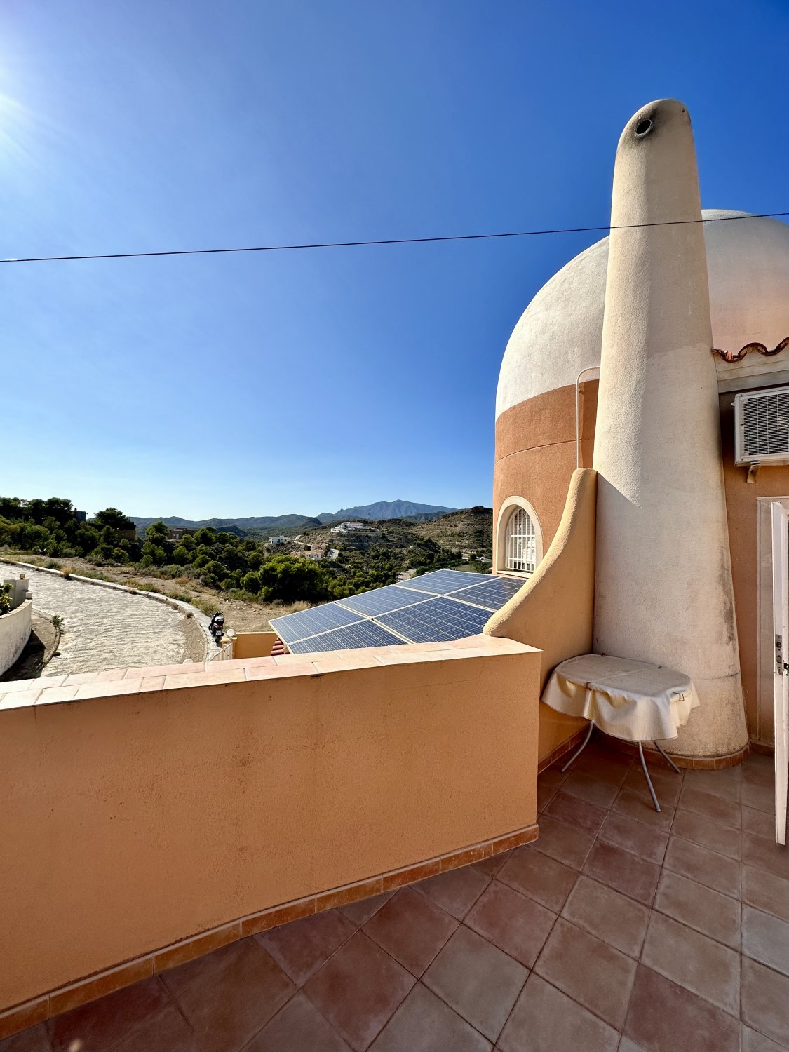 Huvila Villajoyosa, Alicante, Espanja 3 makuuhuonetta, 224 m2 No. 192515