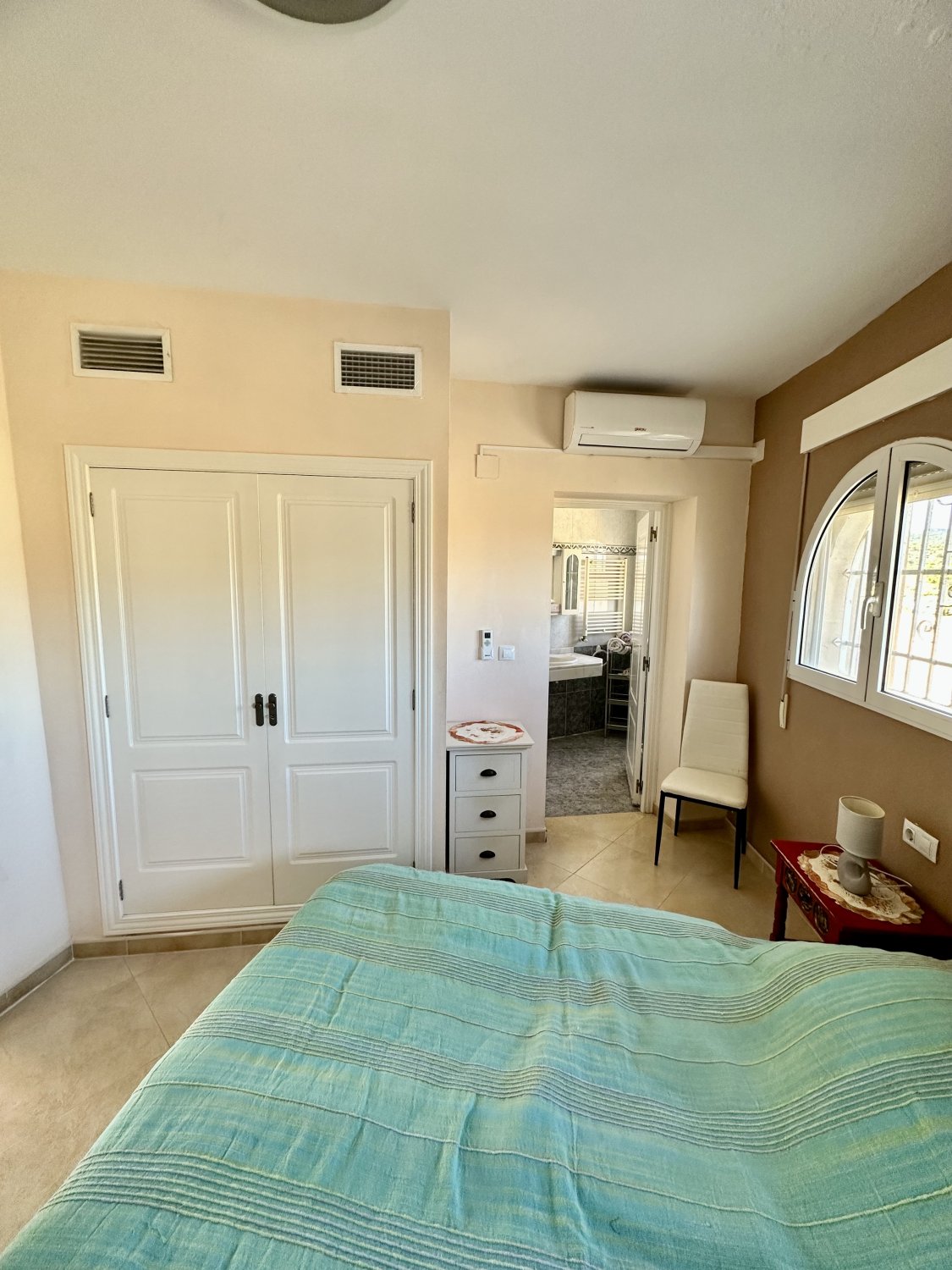 Huvila Villajoyosa, Alicante, Espanja 3 makuuhuonetta, 224 m2 No. 192515