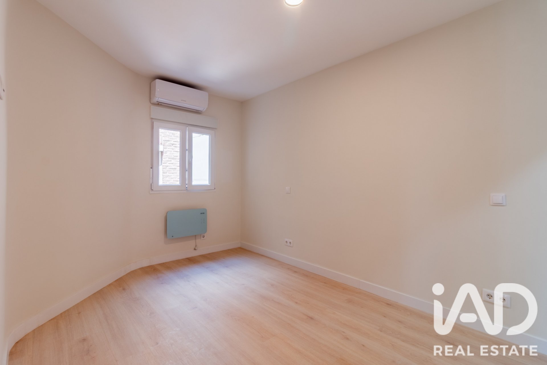 Huoneisto Madrid, Espanja 2 makuuhuonetta, 69 m2 No. 187961