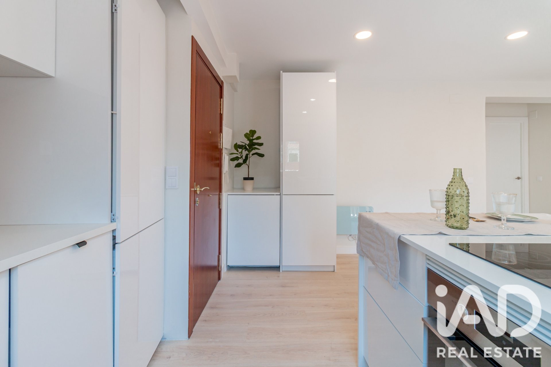 Huoneisto Madrid, Espanja 2 makuuhuonetta, 69 m2 No. 187961