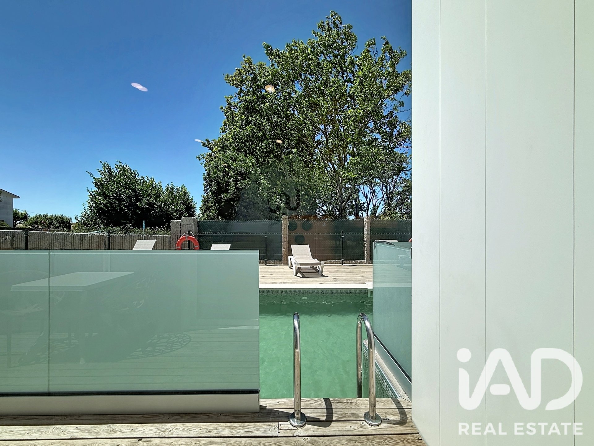 Propiedad comercial en Sanxenxo, Pontevedra, España 334 m2 No. 187964