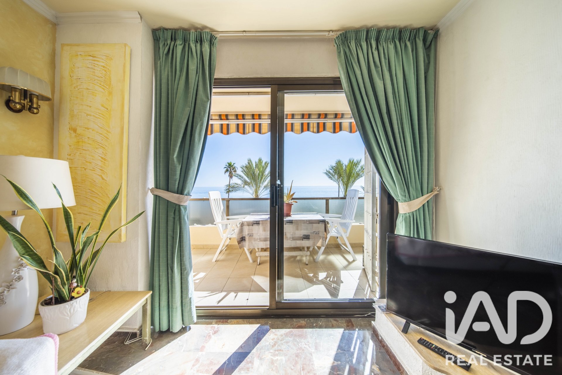 Apartment in Fuengirola, Malaga, Spain 3 bedrooms, 115 sq.m. No. 192159