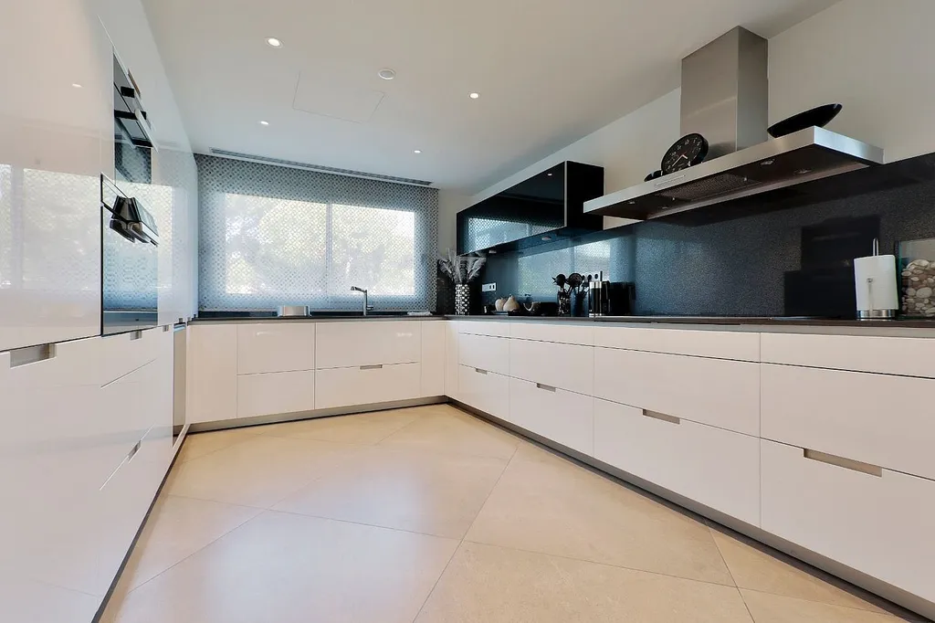 House in Gava, Barcelona, Spain 4 bedrooms,  No. 140847