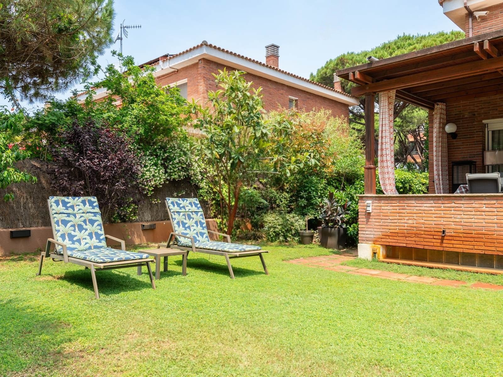 House in Gava, Barcelona, Spanien 5 Schlafzimmer, 850 m2 Nr. 140846