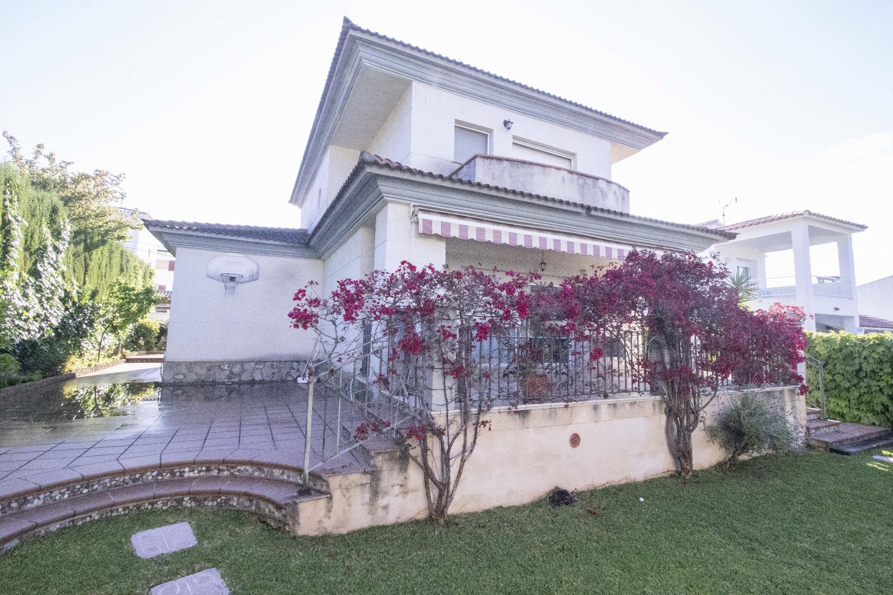 House in Coma-Ruga, Tarragona, Spanien 4 Schlafzimmer, 195 m2 Nr. 140844