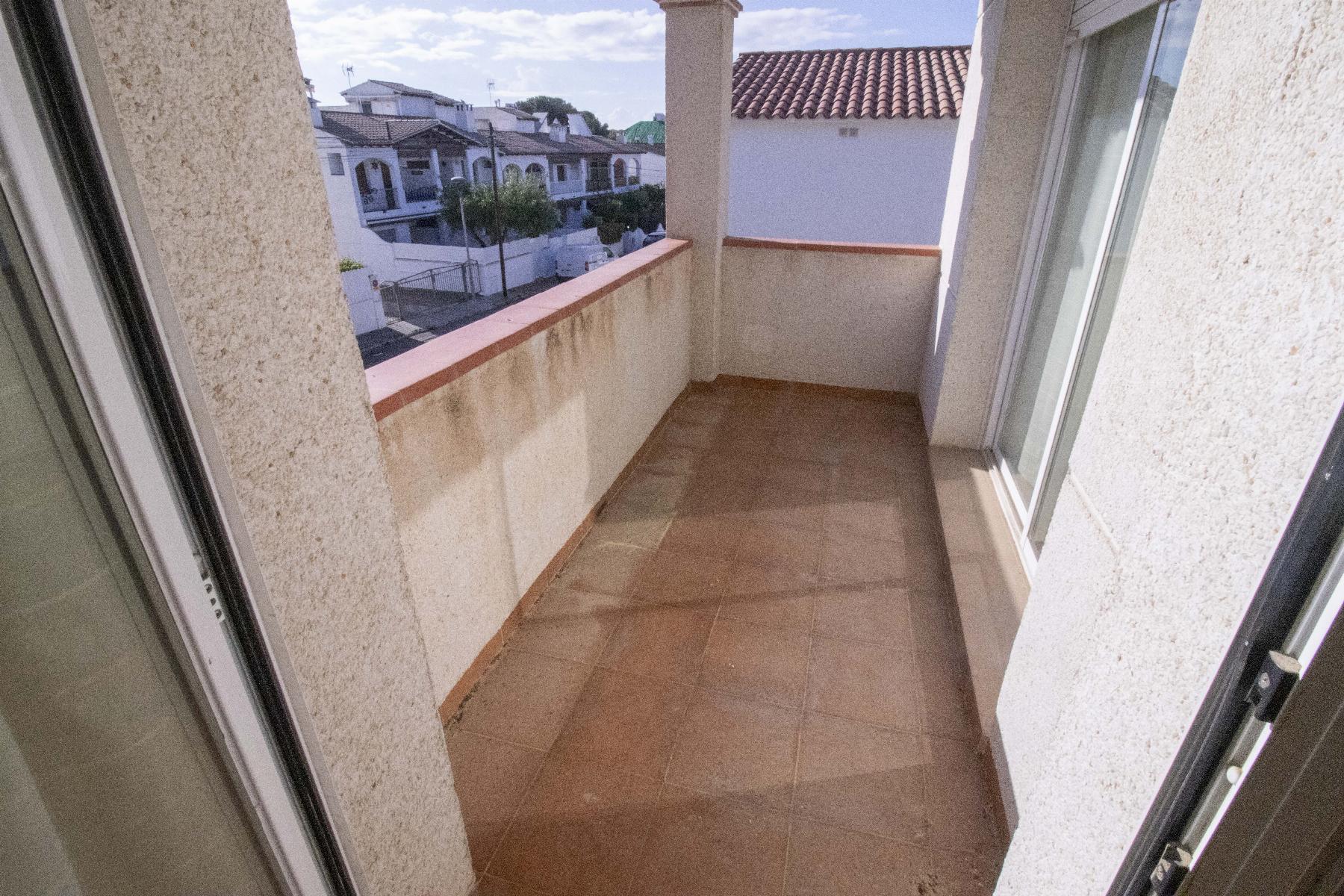 House in Coma-Ruga, Tarragona, Spanien 4 Schlafzimmer, 195 m2 Nr. 140844