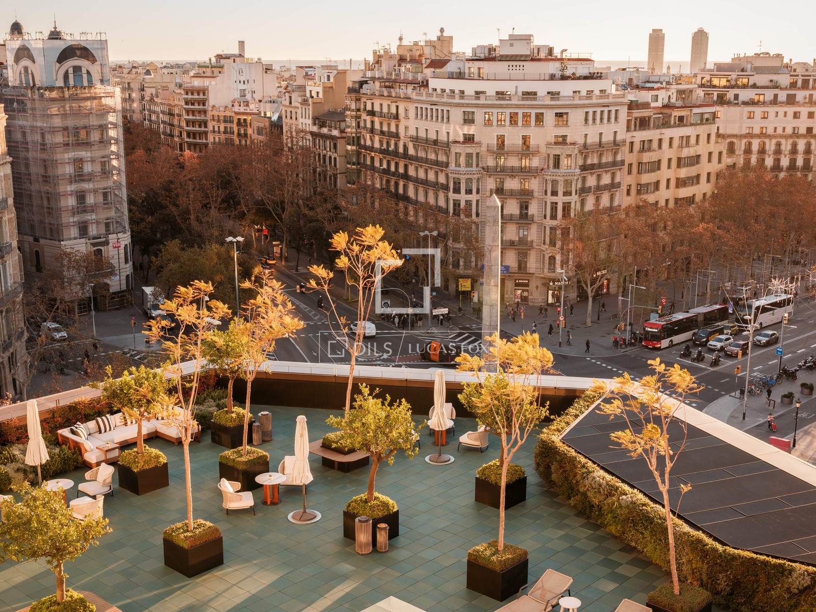 Huoneisto Barcelona, Espanja 2 makuuhuonetta, 235 m2 No. 150691