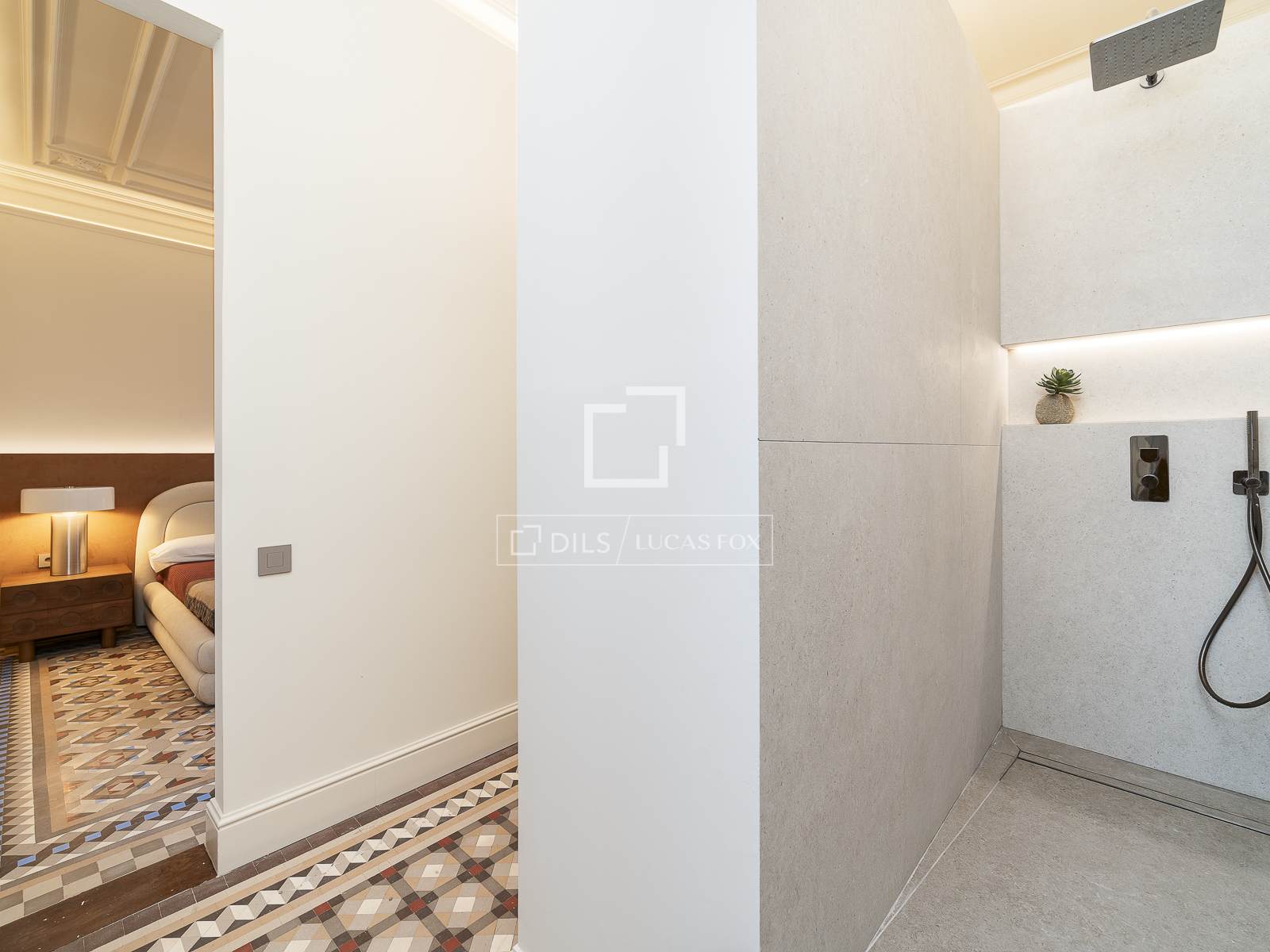 Huoneisto Barcelona, Espanja 3 makuuhuonetta, 148 m2 No. 150690