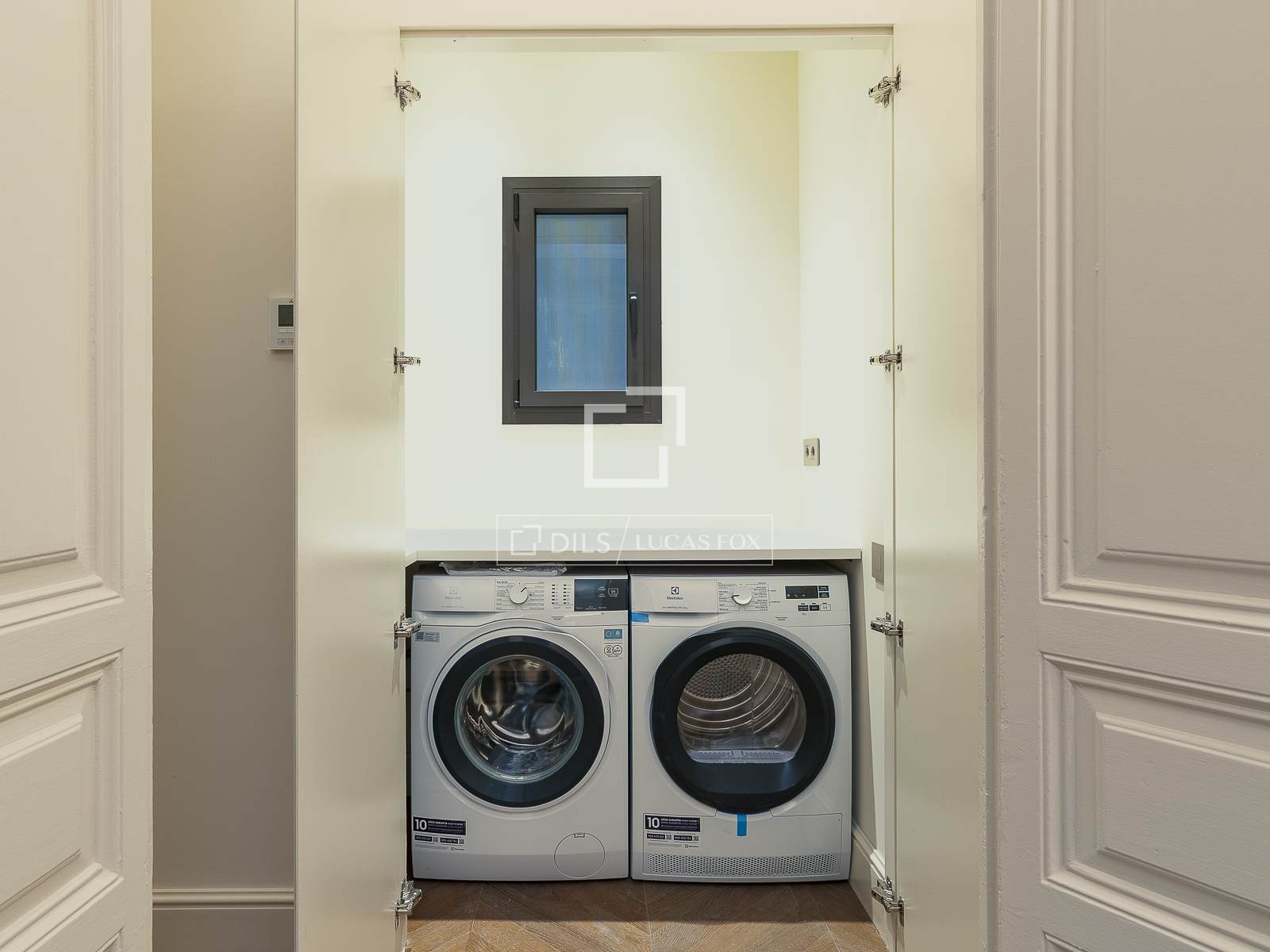 Huoneisto Barcelona, Espanja 3 makuuhuonetta, 148 m2 No. 150690