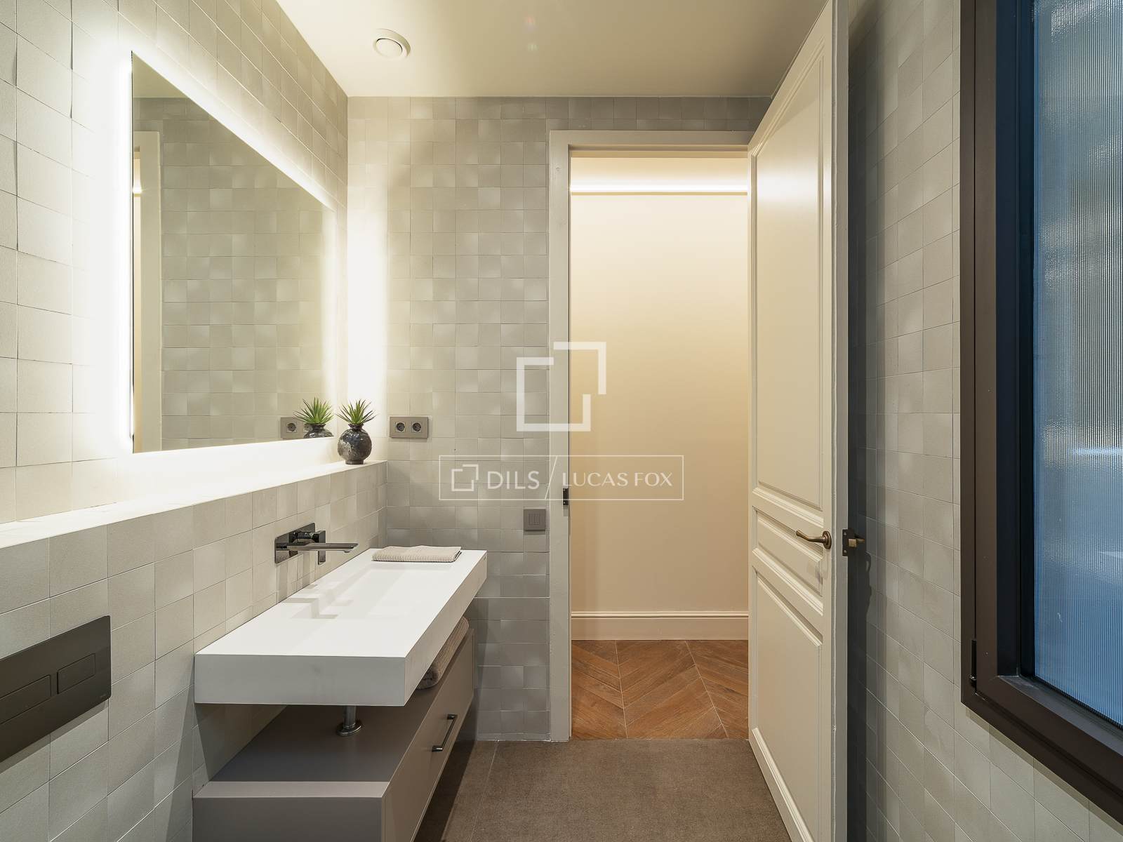 Huoneisto Barcelona, Espanja 3 makuuhuonetta, 148 m2 No. 150690