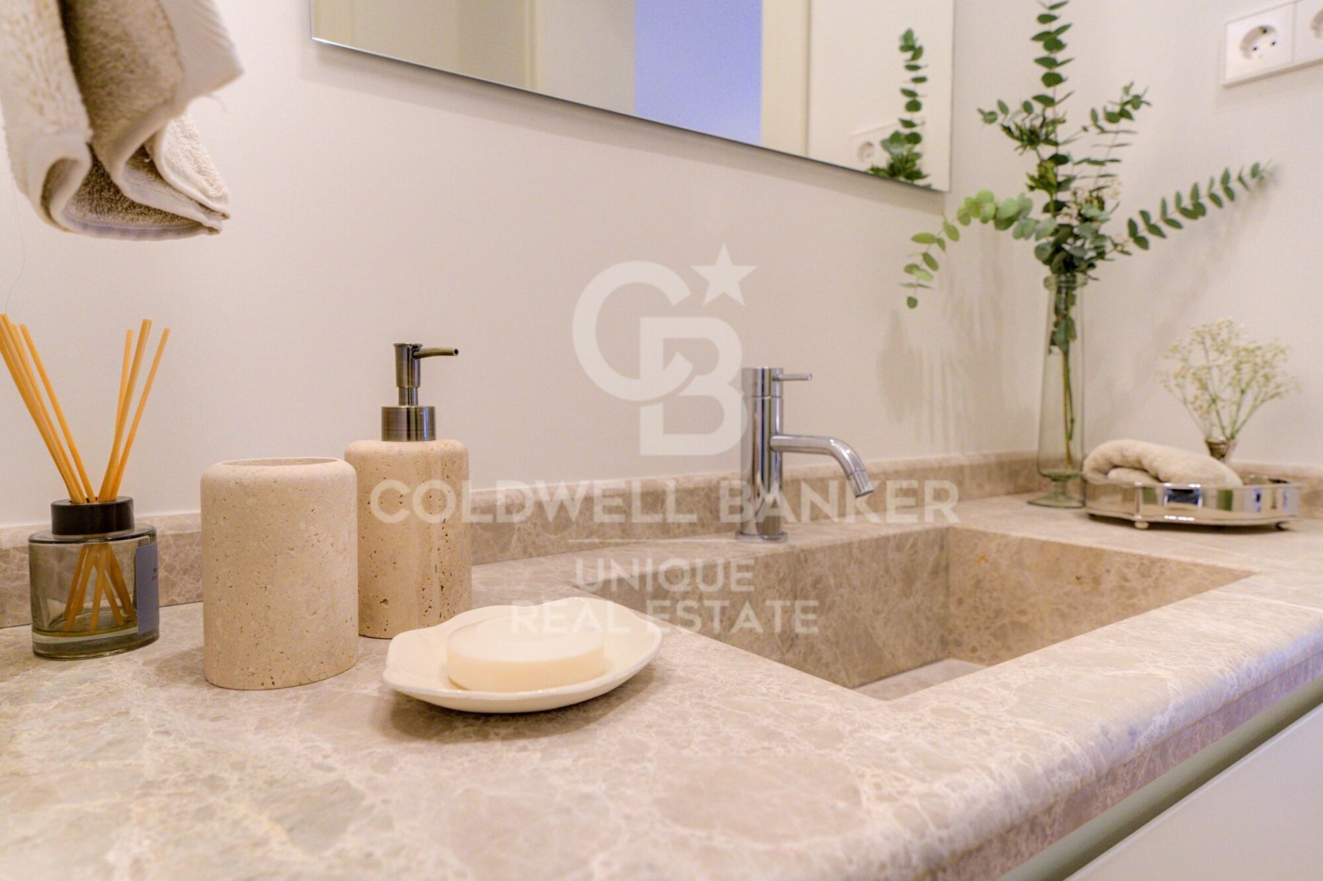 Dzīvoklis Madrid, Spānijā 2 istabas, 212 m2 Nr. 159520
