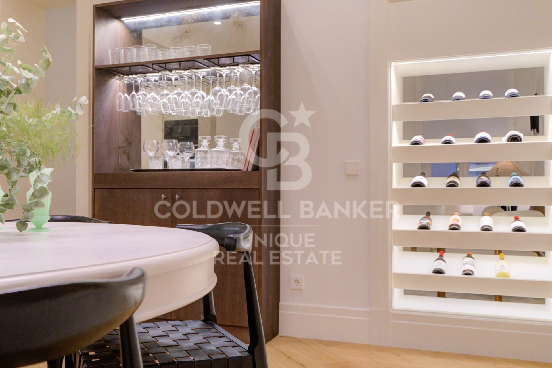 Dzīvoklis Madrid, Spānijā 2 istabas, 212 m2 Nr. 159520