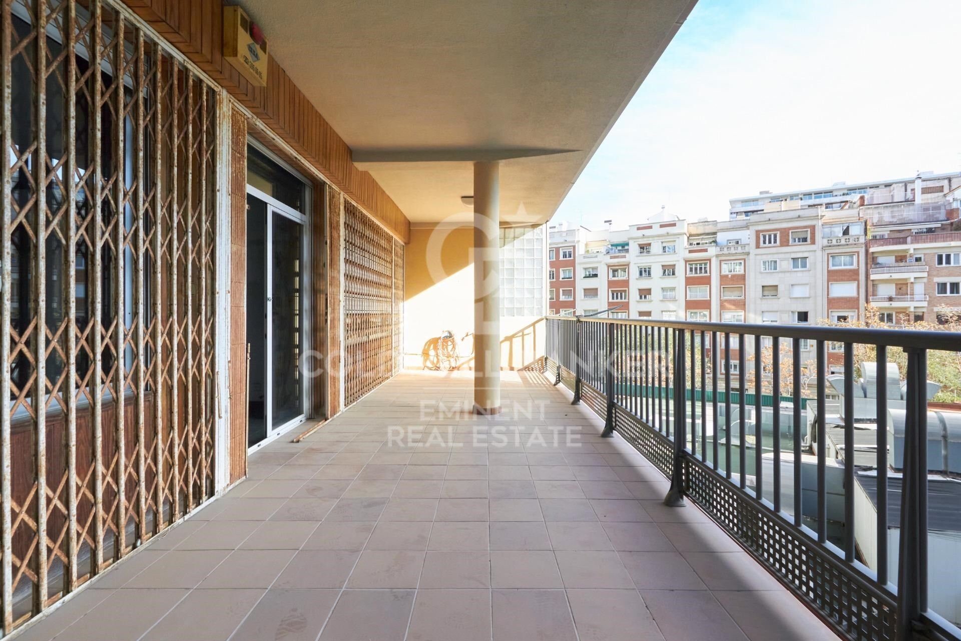 Apartment in Barcelona, Spain 4 bedrooms, 283 sq.m. No. 159519