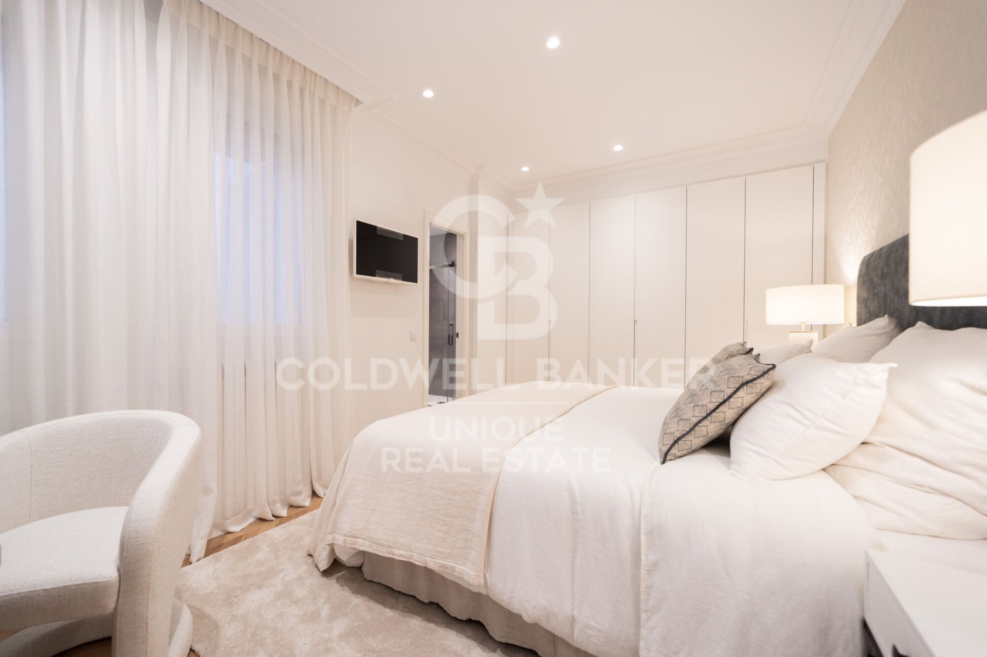 Huoneisto Madrid, Espanja 3 makuuhuonetta, 192 m2 No. 159164