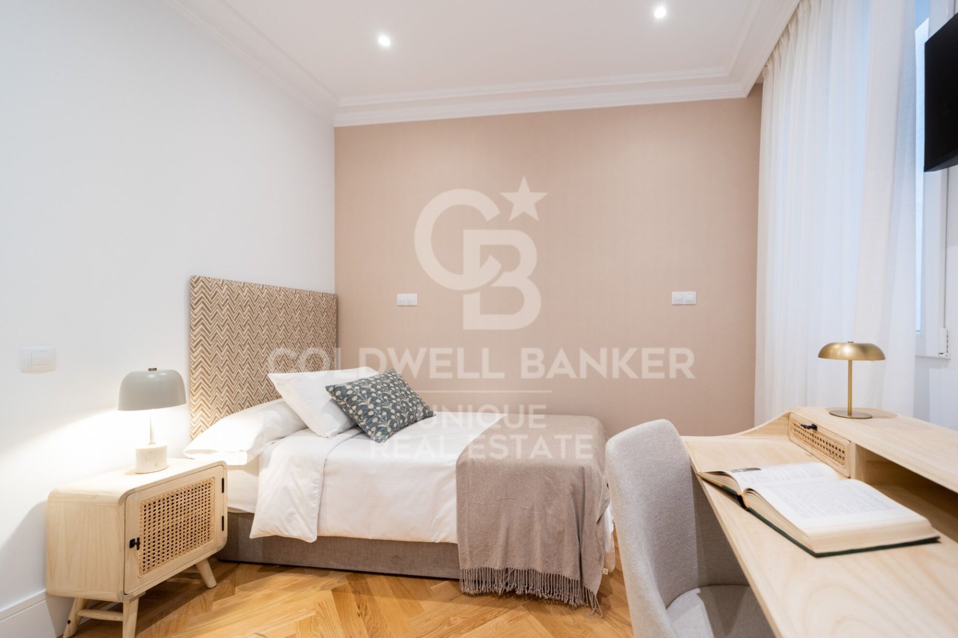 Huoneisto Madrid, Espanja 3 makuuhuonetta, 192 m2 No. 159164