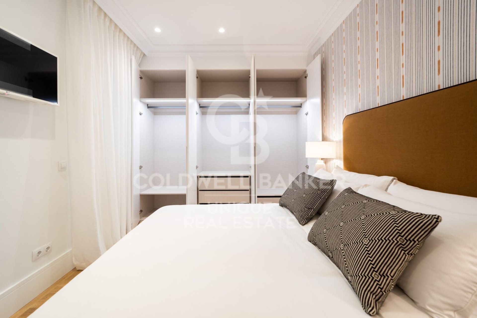 Huoneisto Madrid, Espanja 3 makuuhuonetta, 192 m2 No. 159164
